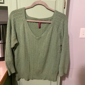 Gitano Large Green V-Neck Sweater